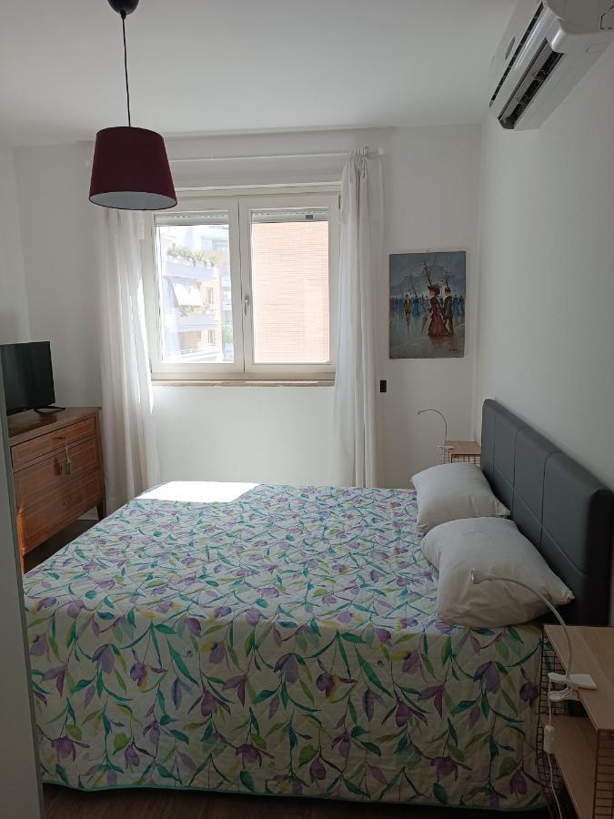 Apartment Per 4, Metro B Monti Tiburtini, Ac, Wi-fi *